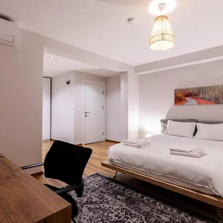 Cute Private Garden 2bd2bath Quaint Home! #366 * Istanbul