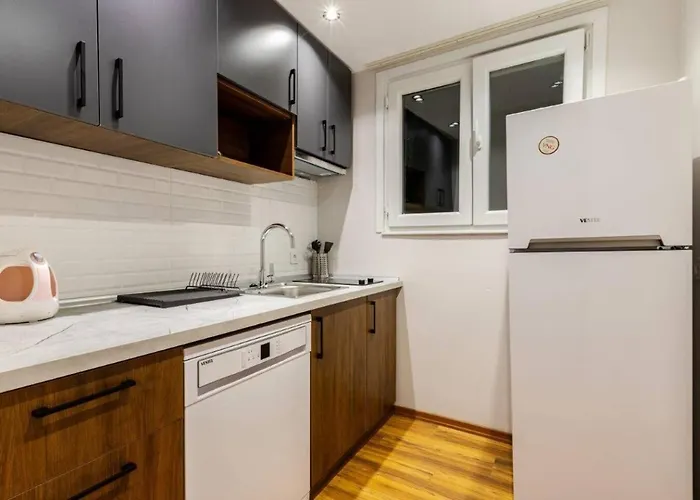 Appartement Cute Private Garden 2bd2bath Quaint Home! #366 *